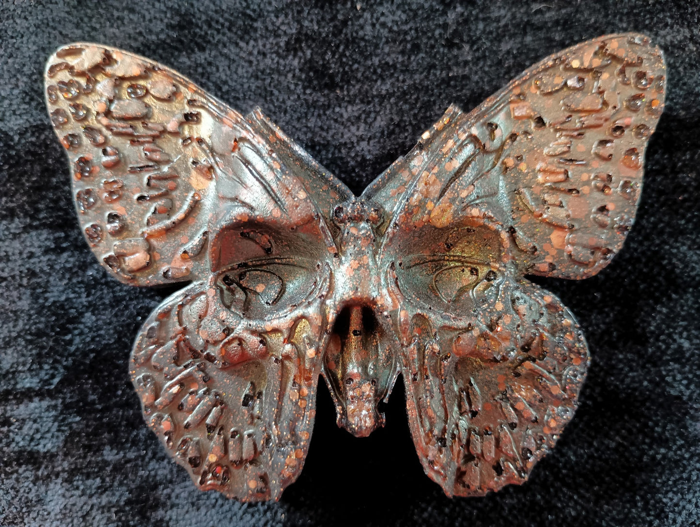Skull moth magnet