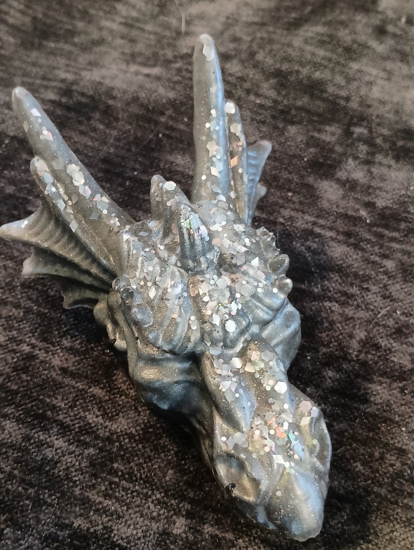 Dragon fossil head