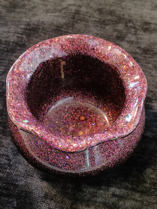 Ruffled jar without lid